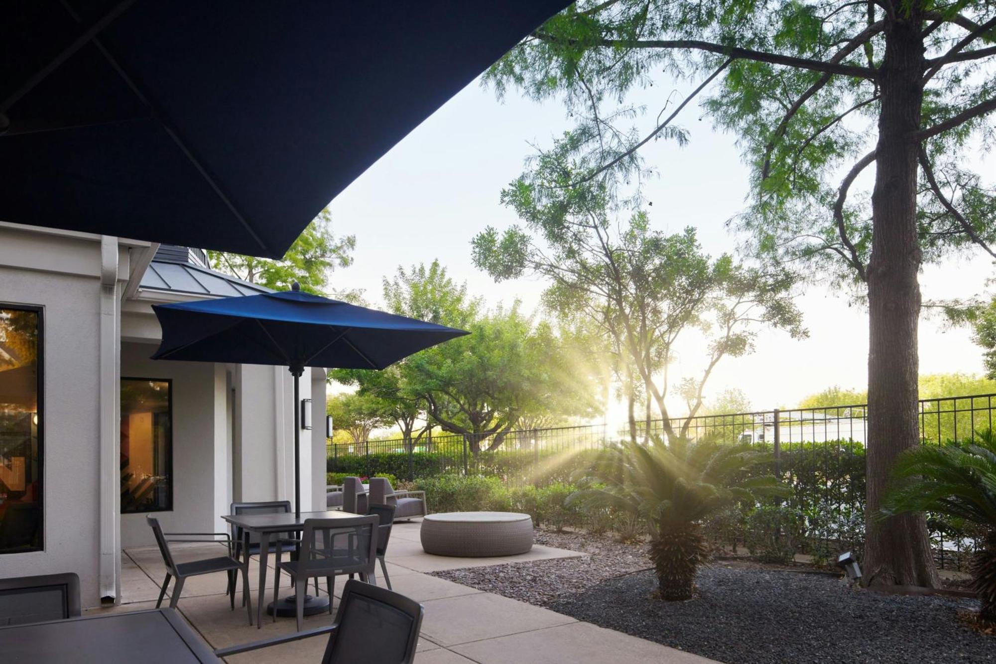 Hotel Courtyard Austin South Extérieur photo